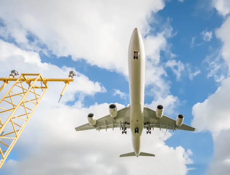 Transporte aéreo para tus necesidades urgentes o especializadas